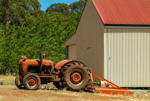 Boundary clearing to protect rural property 2